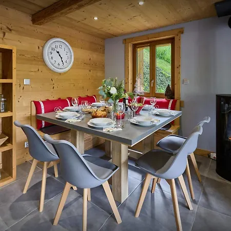 Le Petit Capricia - Ovo Network * La Clusaz